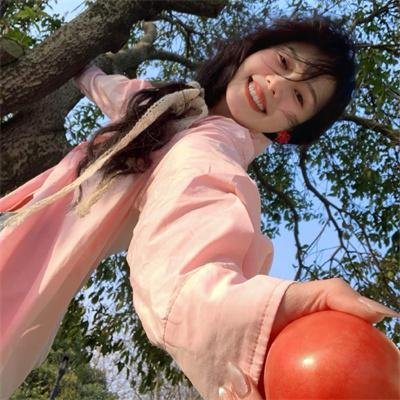 流浪汉与小灵精